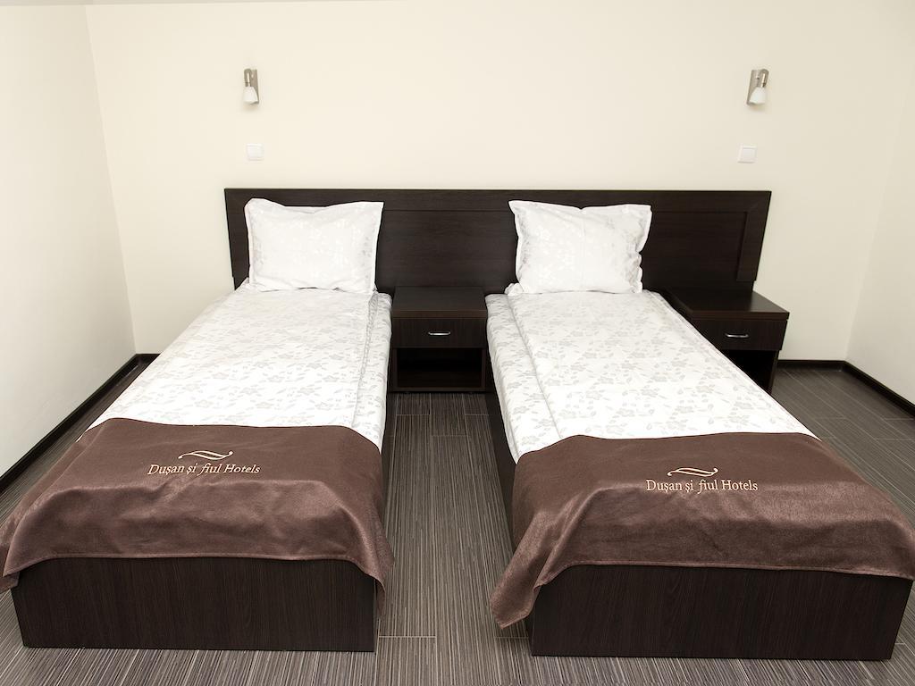 Hotel Dusan Si Fiul Resita Nord Luaran gambar